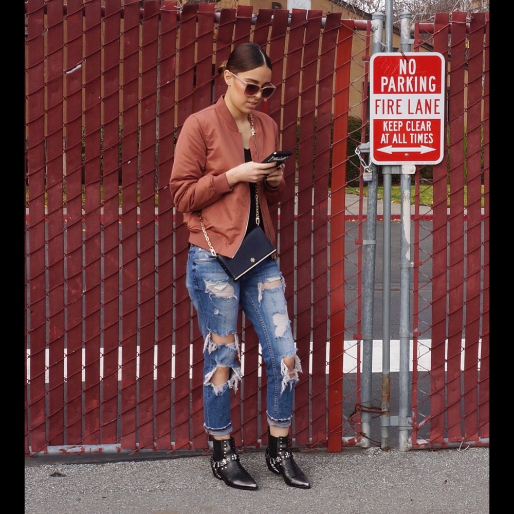 Mauve bomber jacket